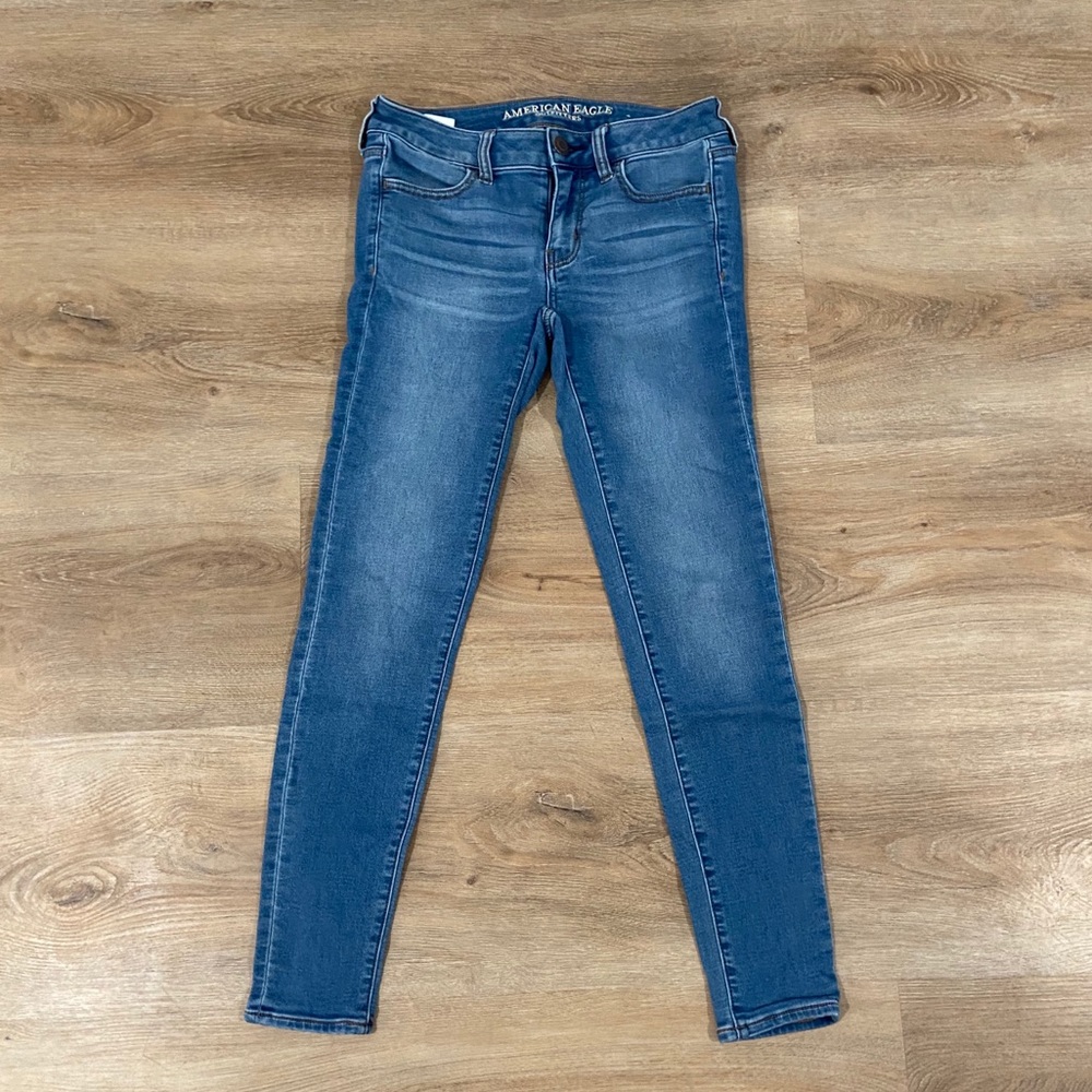 American Eagle super stretch skinny jeans